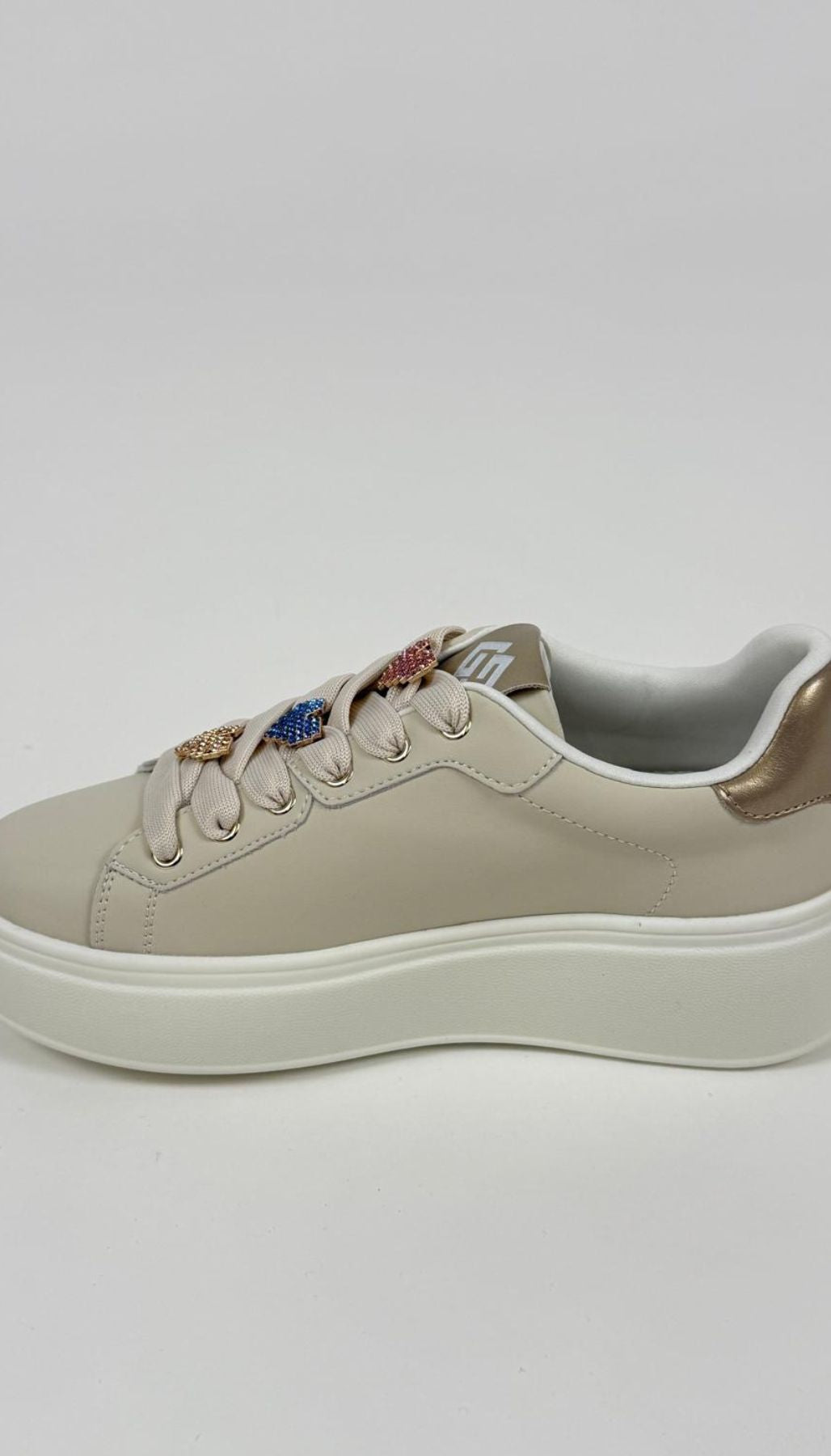 Sneakers Donna Stringate con Accessorio Bianco Donna - Gold&Gold - World Fashion