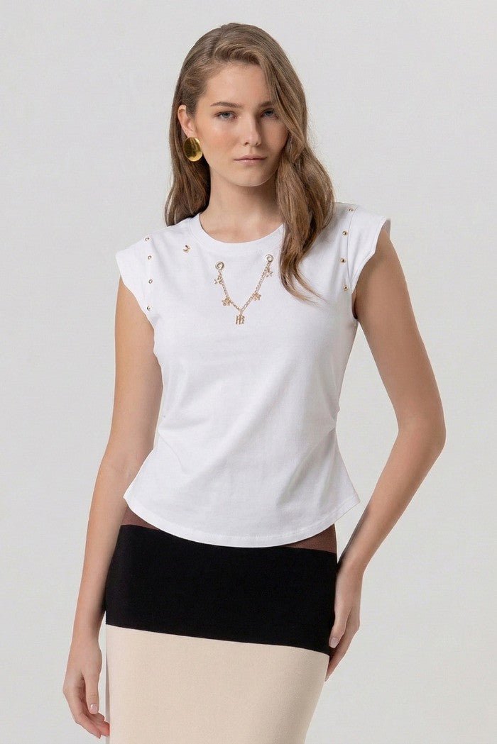 T-shirt regular in jersey con occhielli vela e collana abbinata Donna - Fracomina - World Fashion