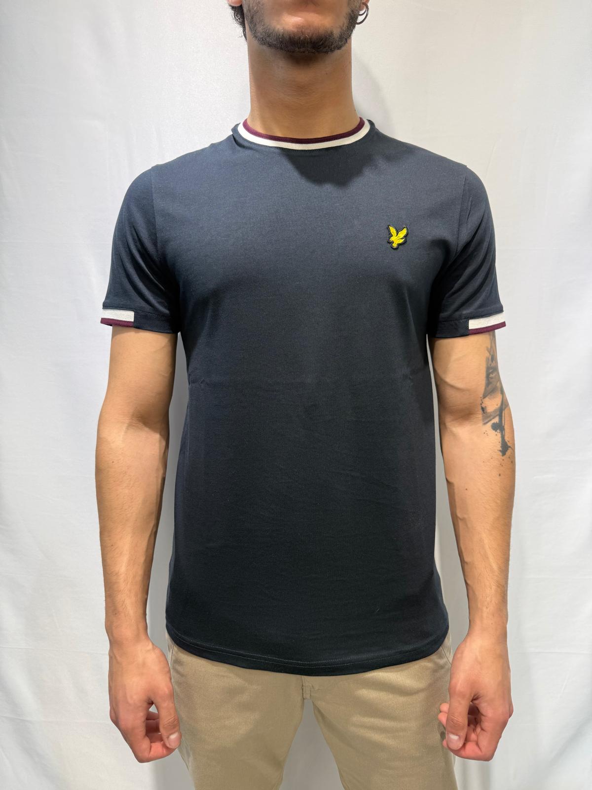 TS2210V - T - SHIRT - LYLE & SCOTT - World Fashion