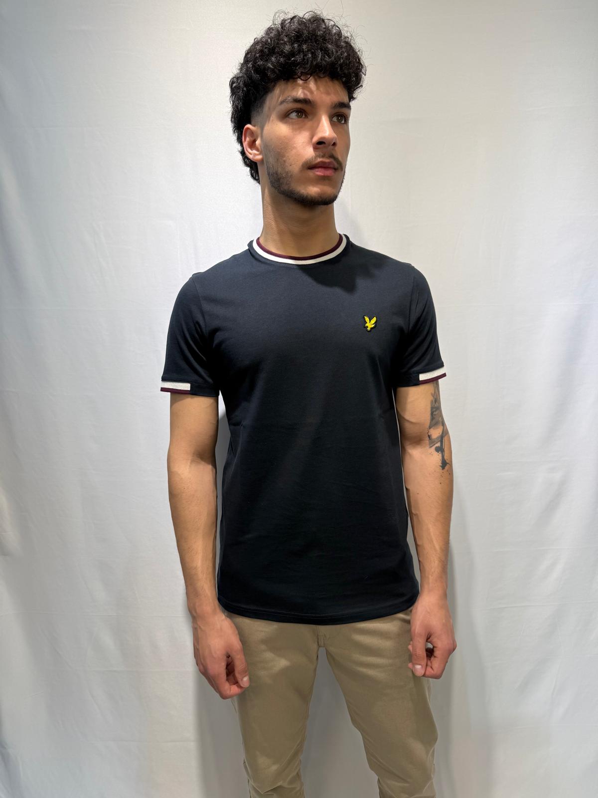 TS2210V - T - SHIRT - LYLE & SCOTT - World Fashion
