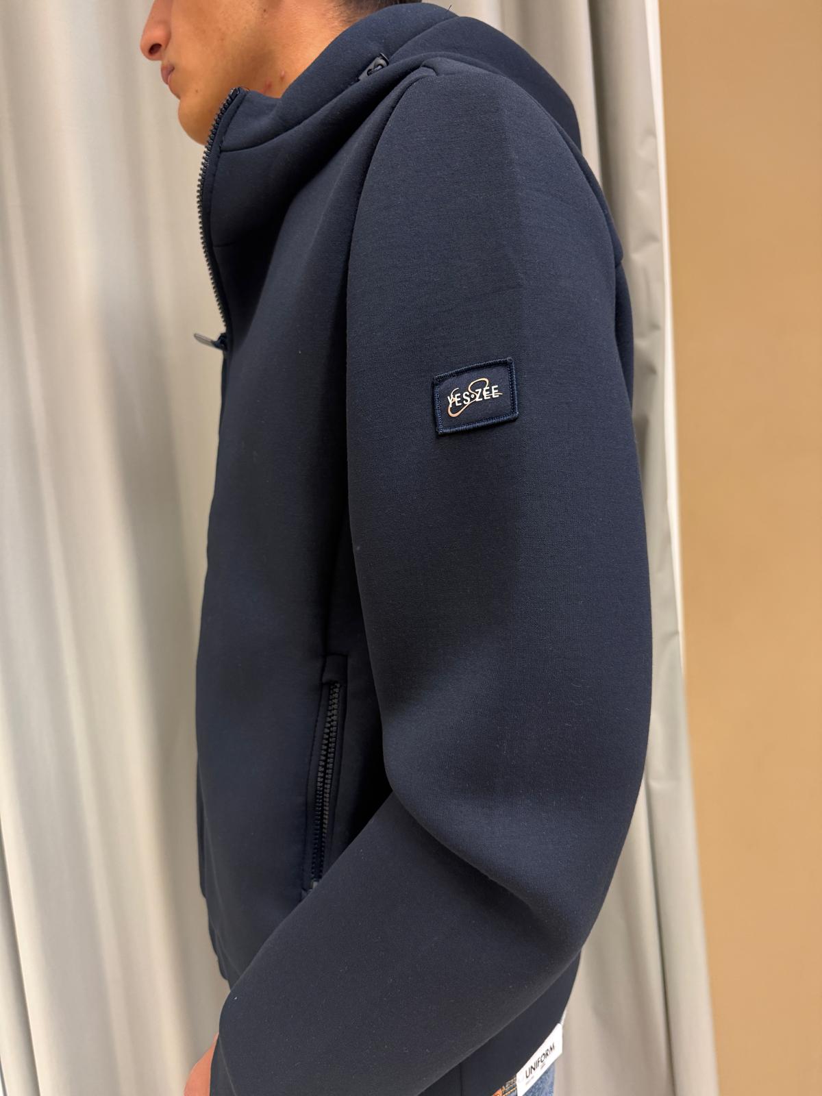 J820QC00 - CAPISPALLA - Yes Zee