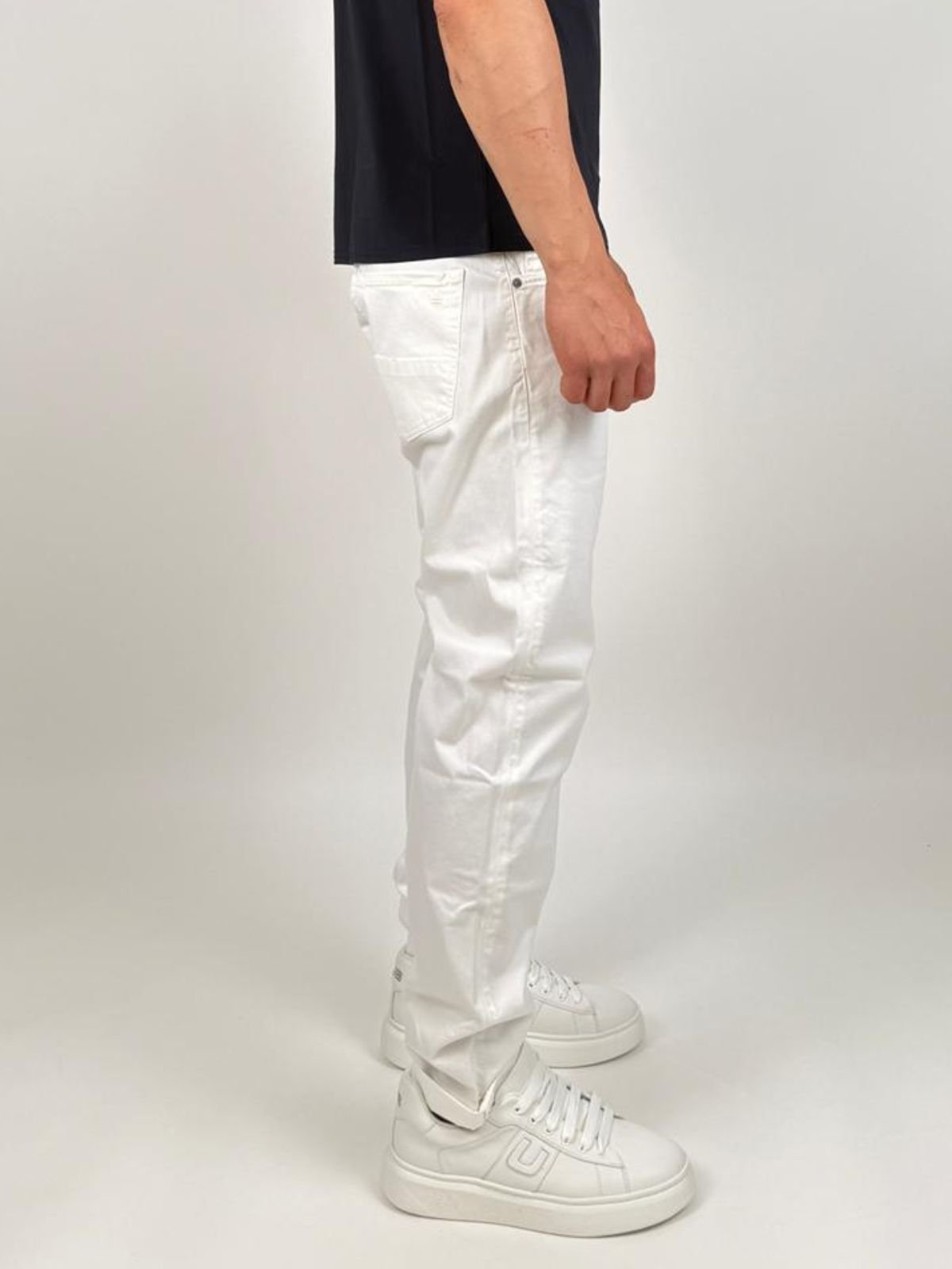 Uniform - Jeans Barney Bull Denim Regular Slim Fit - Uomo - World Fashion