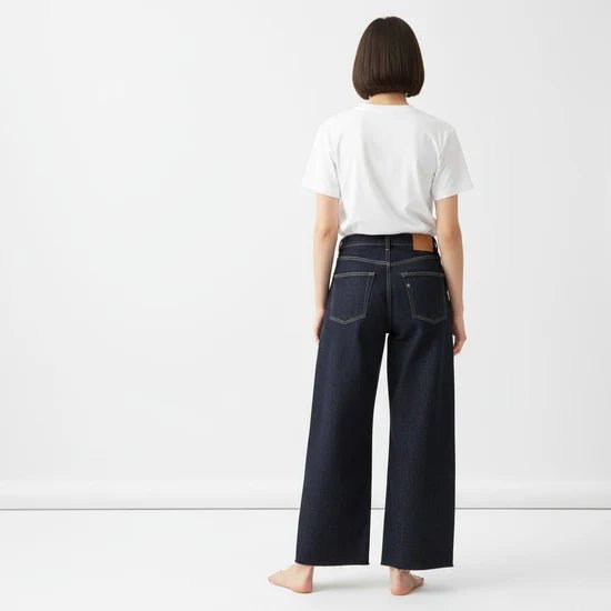 Vicolo - Jeans DELIA cuciture a contrasto e fondo a taglio vivo - Donna - World Fashion