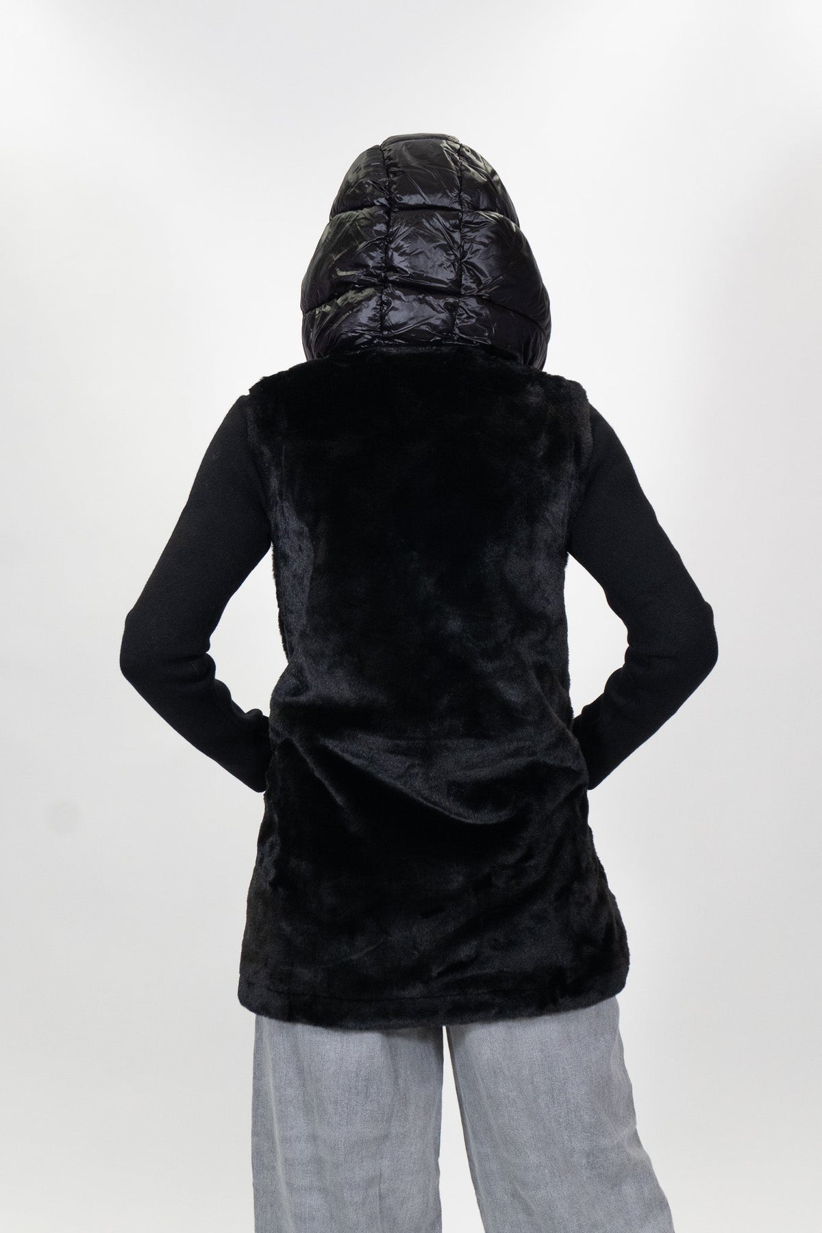 Yes Zee - Gilet con cappuccio in ecopelliccia - Donna - World Fashion