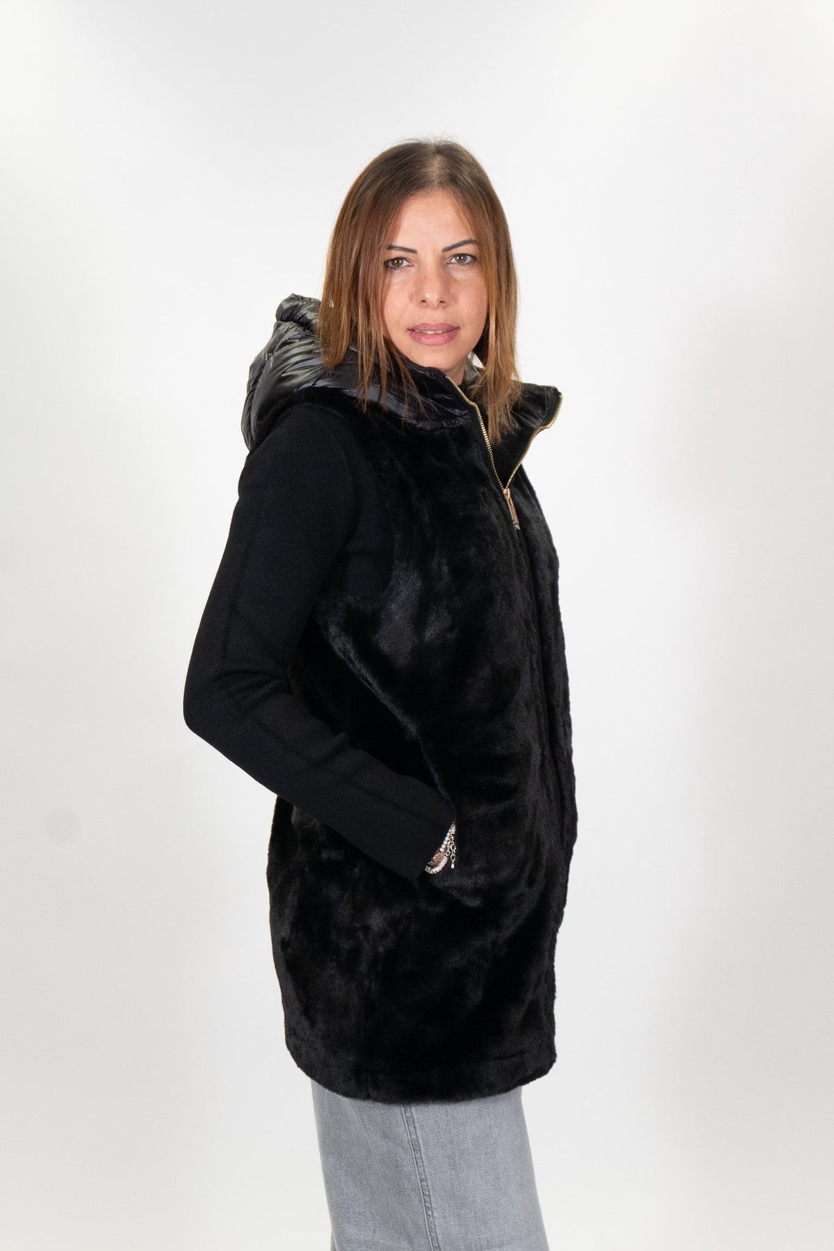 Yes Zee - Gilet con cappuccio in ecopelliccia - Donna - World Fashion