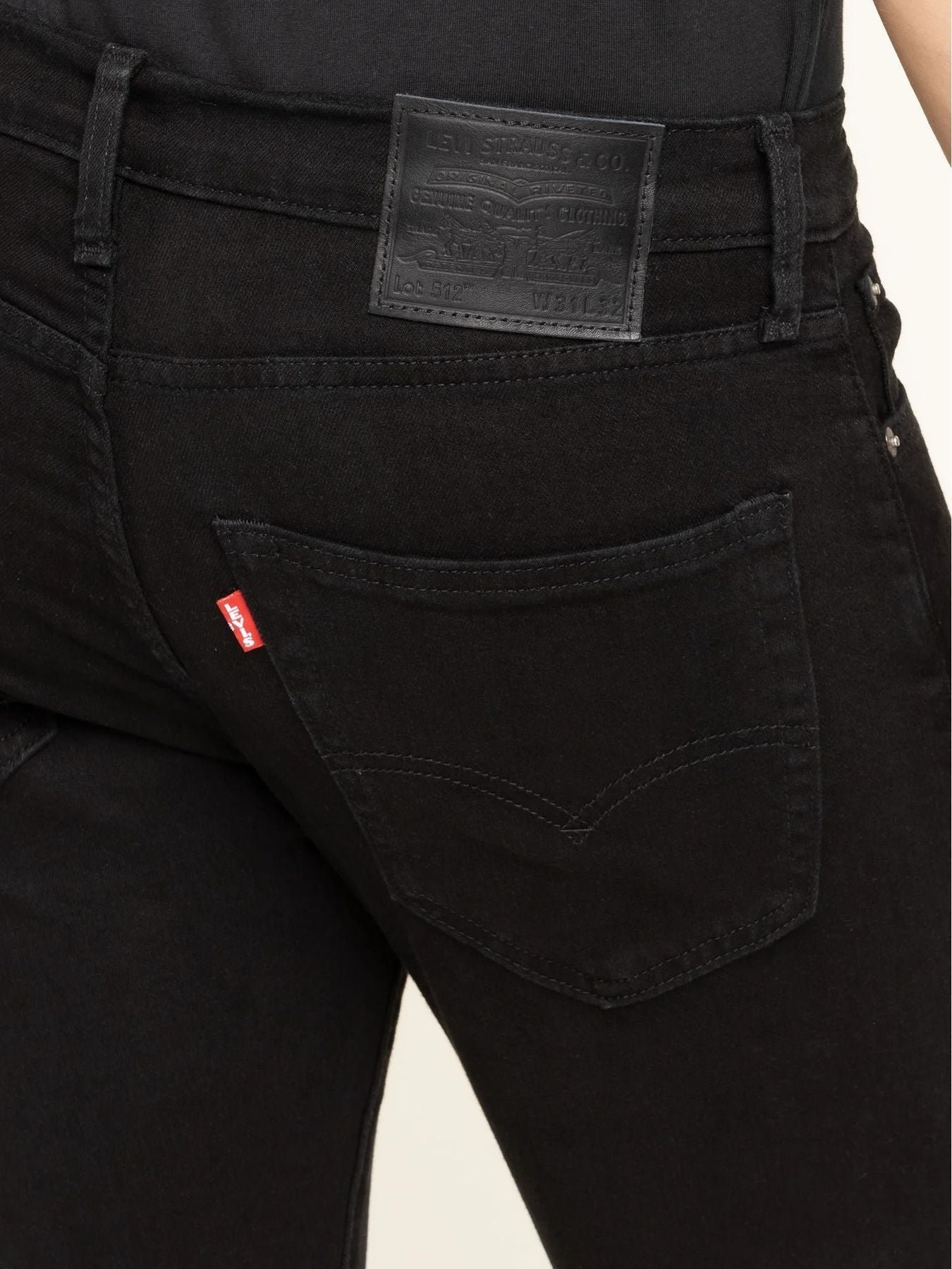 28833 - 0013 - JEANS - LEVIS - World Fashion