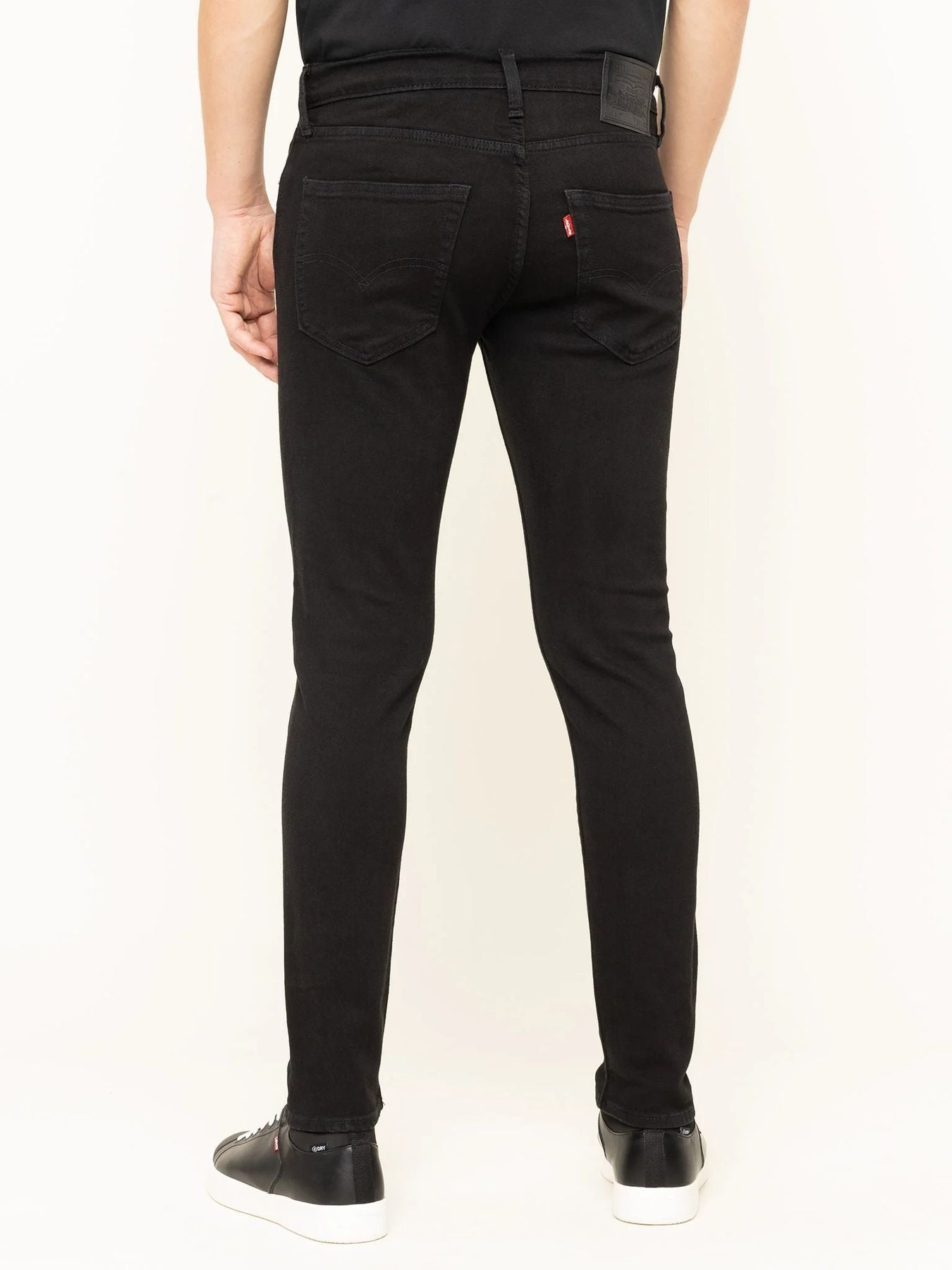 28833 - 0013 - JEANS - LEVIS - World Fashion
